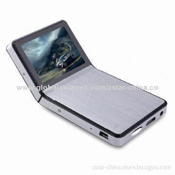 Car Video Recorder with 120 Degrees Viewing Angle, AV Output